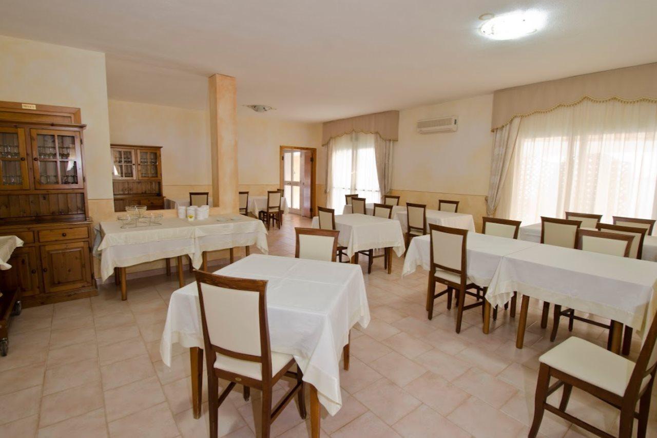 A.I.R. Hotel Gabbiano Isola Rossa Dış mekan fotoğraf