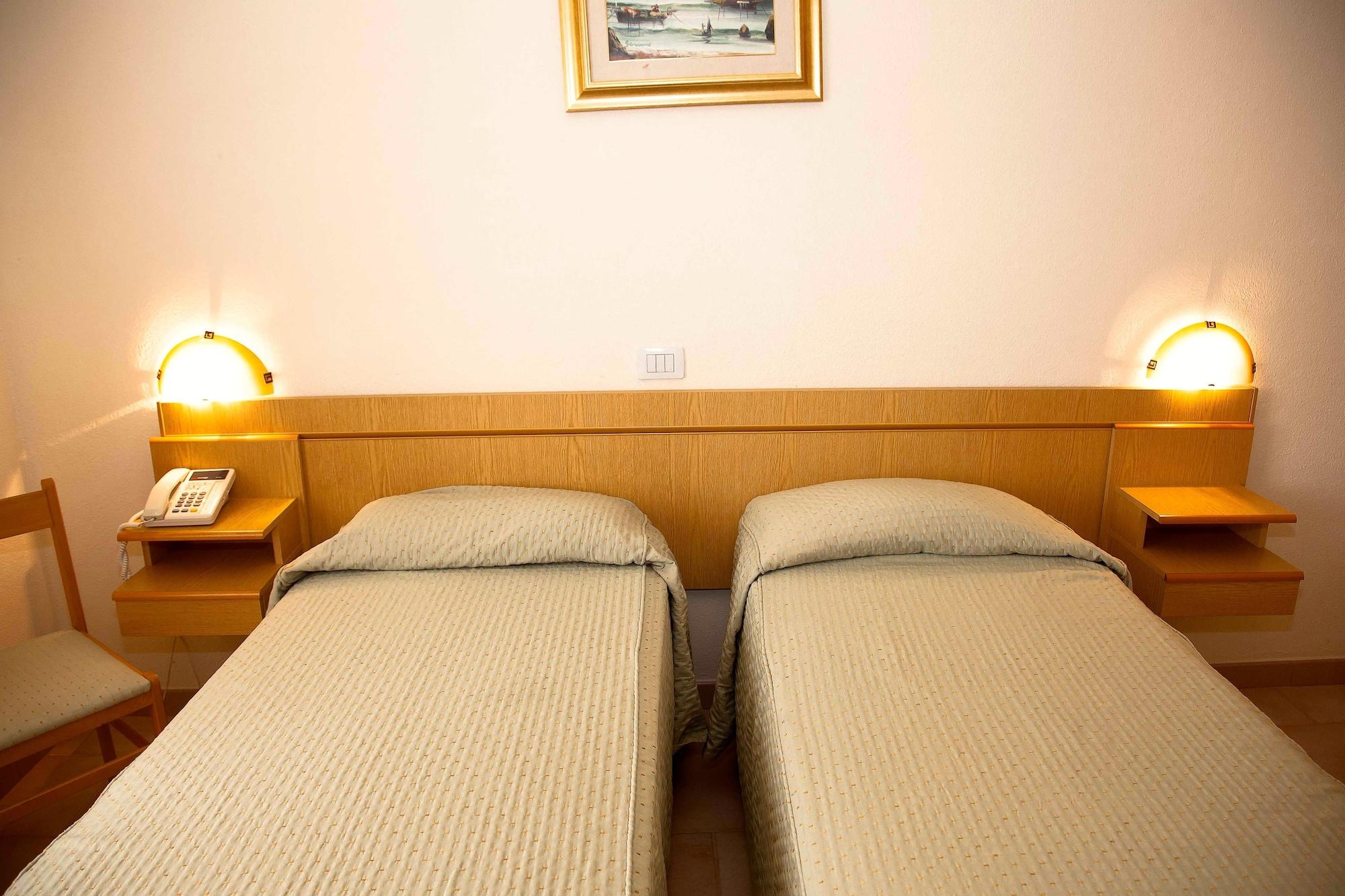 A.I.R. Hotel Gabbiano Isola Rossa Dış mekan fotoğraf