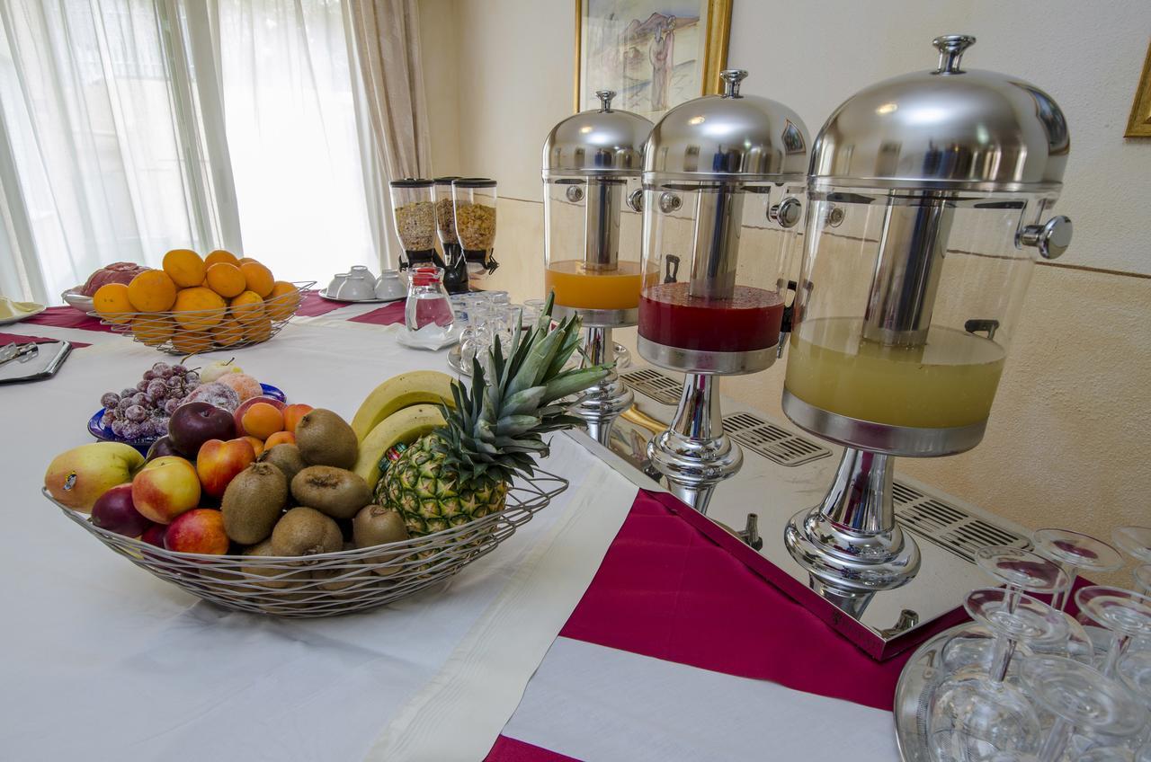 A.I.R. Hotel Gabbiano Isola Rossa Dış mekan fotoğraf